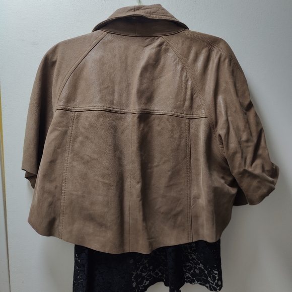 Leather lace  poncho jacket coat size medium - Picture 2 of 2